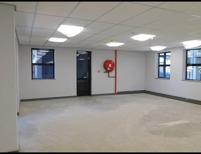 329M² OFFICE TO LET IN WAVERLEY